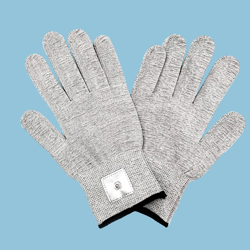 Conductive gloves